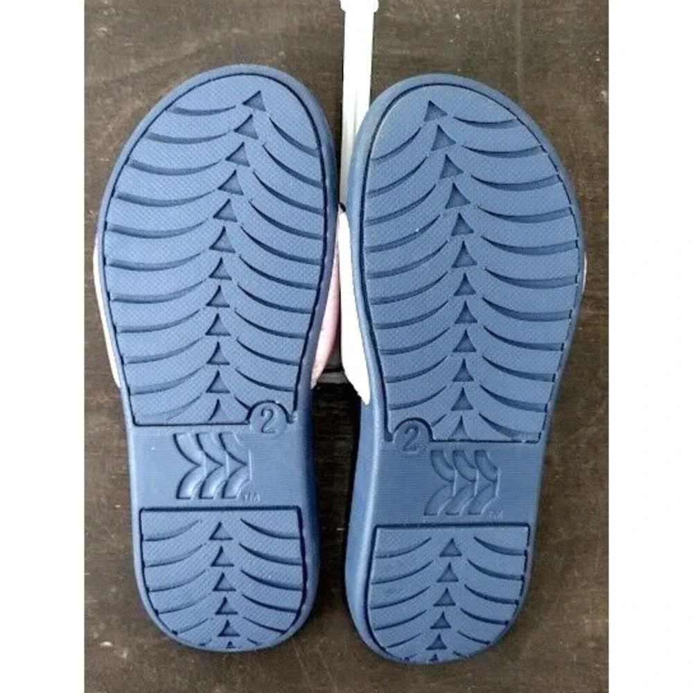 All in‎ Motion Kids Slide Sandals Pink Size 2 Water Ready Comfortable